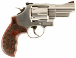 Smith & Wesson LE Model 686 Plus Deluxe 3 357 Magnum Revolver